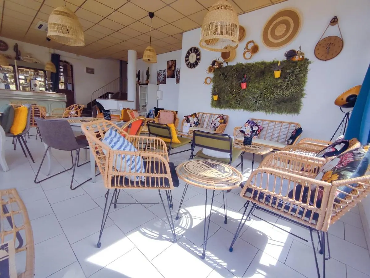 **  Gabrielle Hotel Aiguines France